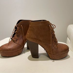 ☃️👢 Steve Madden Trending Platform Winter Booties 💋